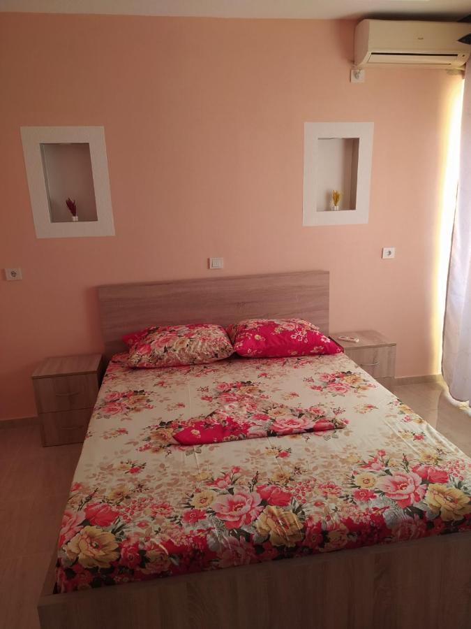 Grandino Holiday Rooms&Apartments أولتْسي المظهر الخارجي الصورة