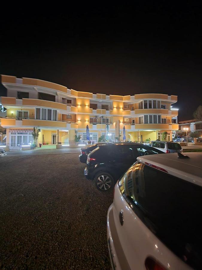 Grandino Holiday Rooms&Apartments أولتْسي المظهر الخارجي الصورة