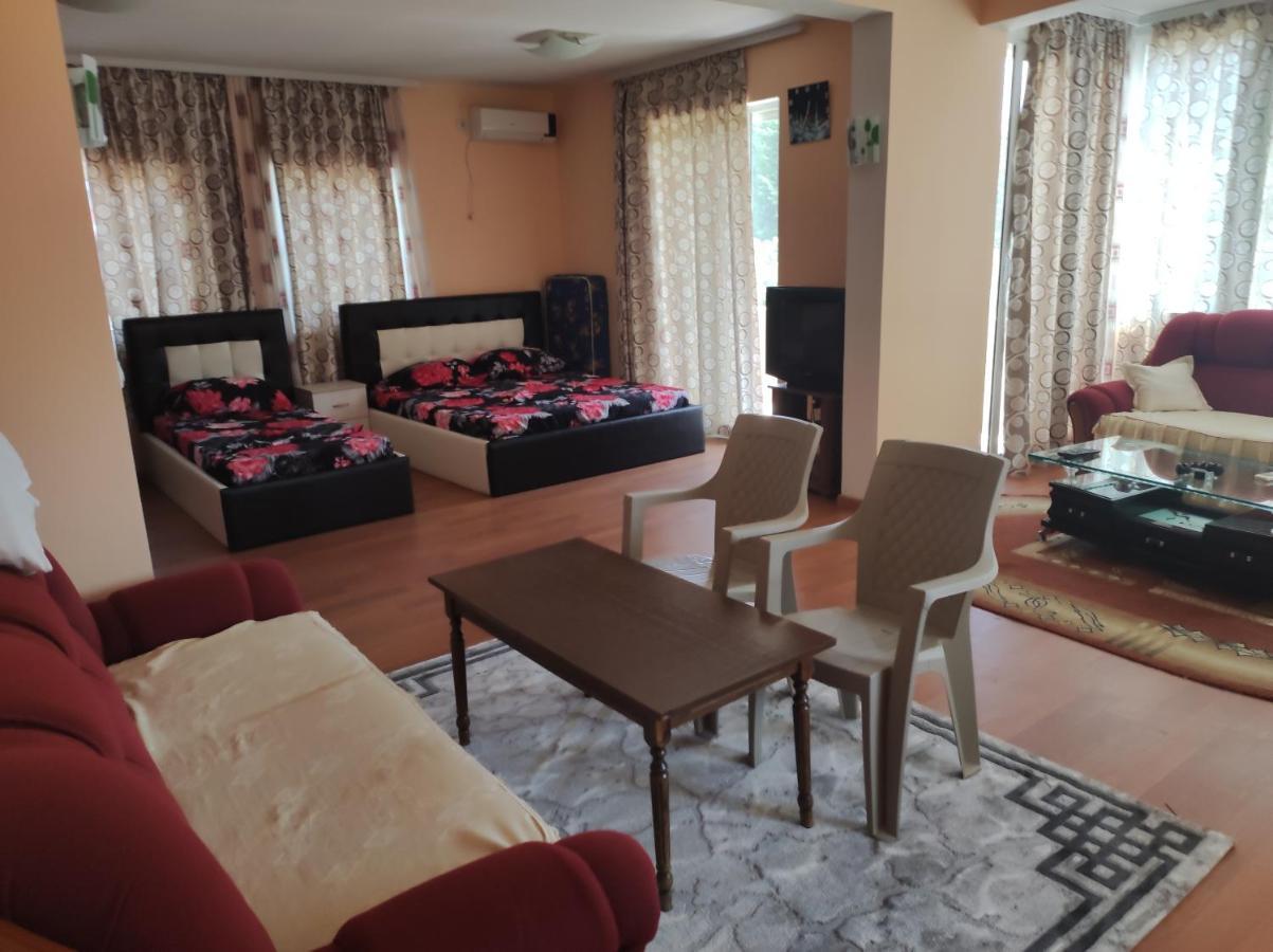 Grandino Holiday Rooms&Apartments أولتْسي المظهر الخارجي الصورة